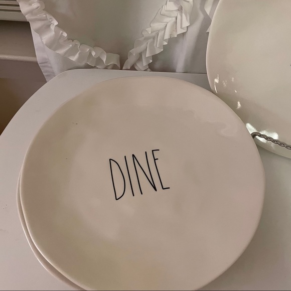 Rae Dunn”DINE” Large Melamine Plates Hard to find - Picture 3 of 6